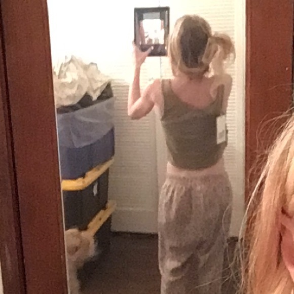 NEW! The Laundry Room Coors tank - Picture 8 of 9